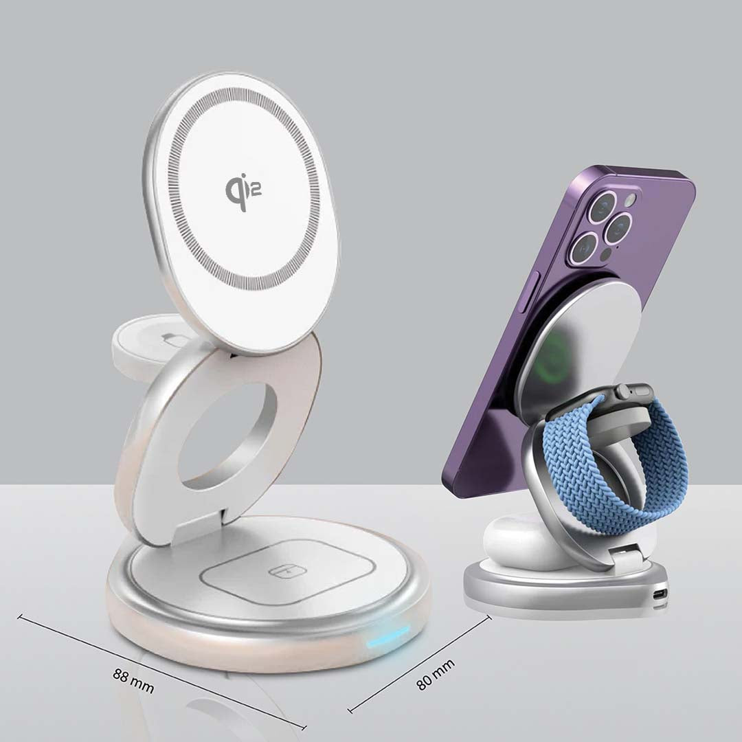Tech-on-Door_Rotating_3-in-1_Foldable_MagSafe_Charger_1080px-02_47c58d2b-cdb8-4c31-8251-b5ba46c079b6.jpg